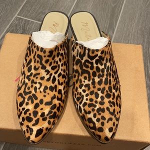MATISSE Clover Leopard Mule Size 9 Run a half size small. 8-8 1/2 perfect fit